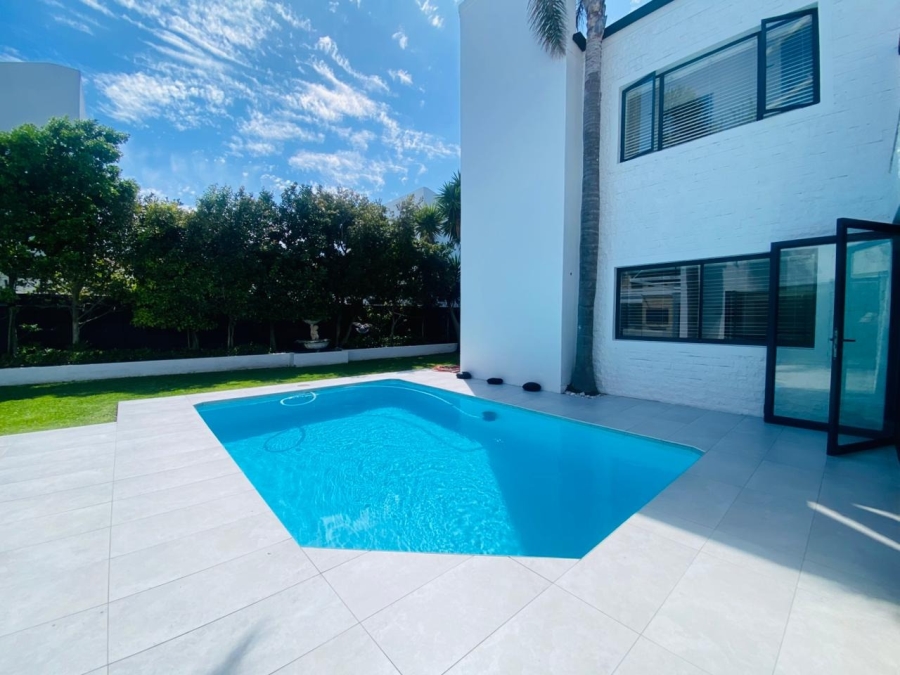 5 Bedroom Property for Sale in Sunset Beach Western Cape